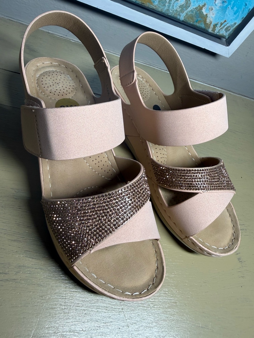 Women's GC Blush Pink Rhinestone Strap Comfort Sandals 8 WIDE